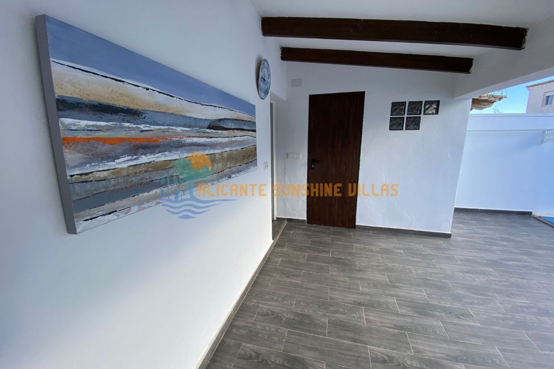 Resale - Townhouse / Duplex / Corner - Salinas