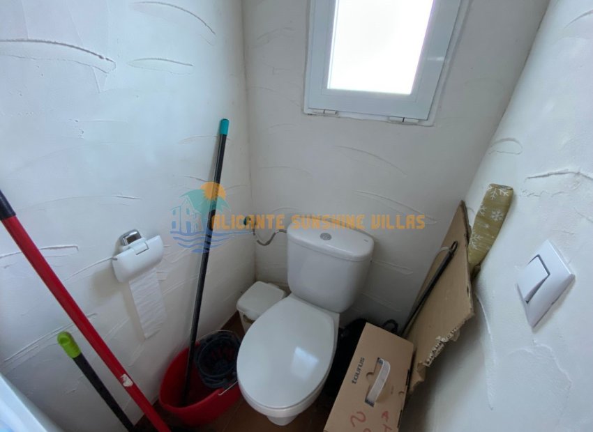 Resale - Townhouse / Duplex / Corner - Salinas