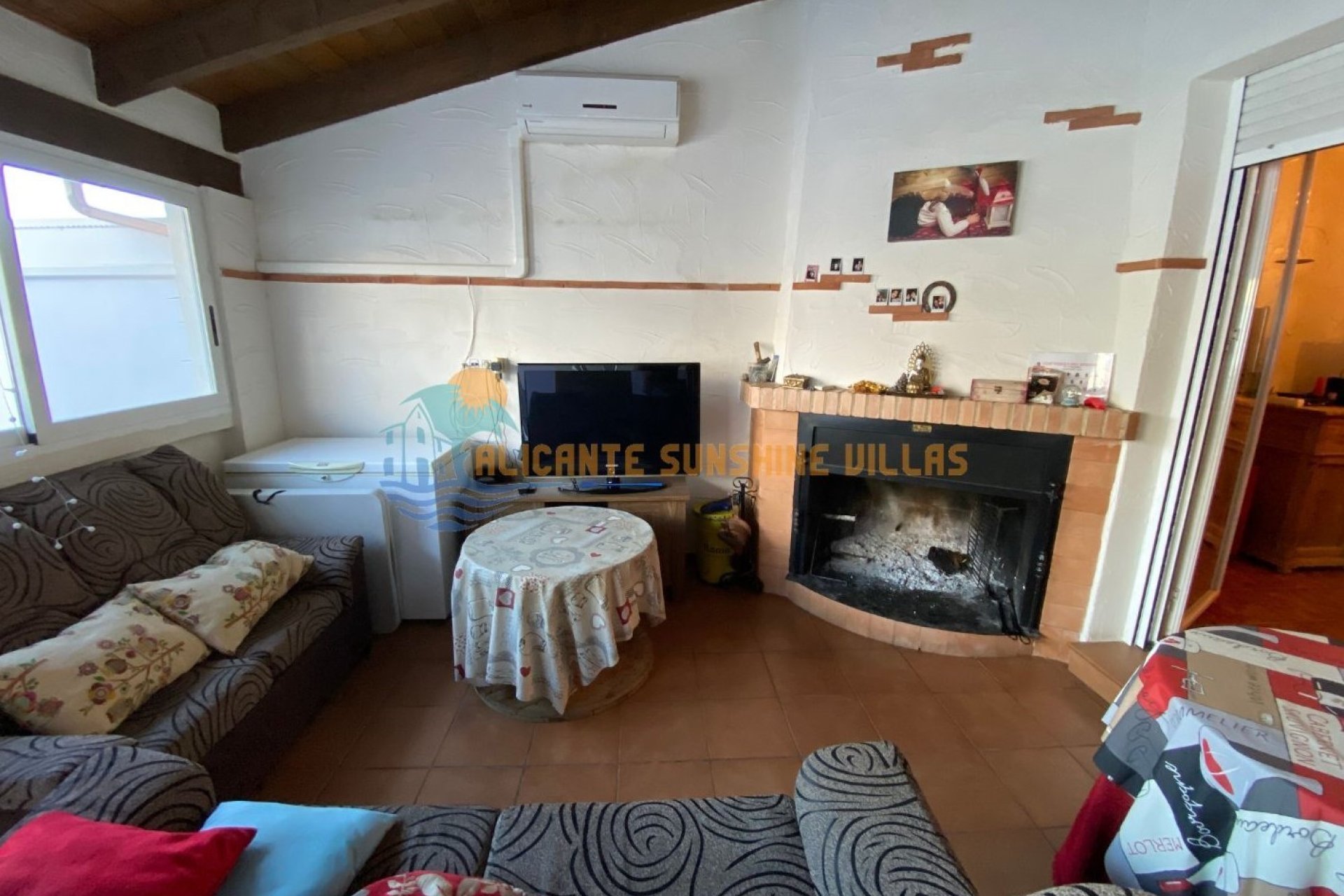 Resale - Townhouse / Duplex / Corner - Salinas