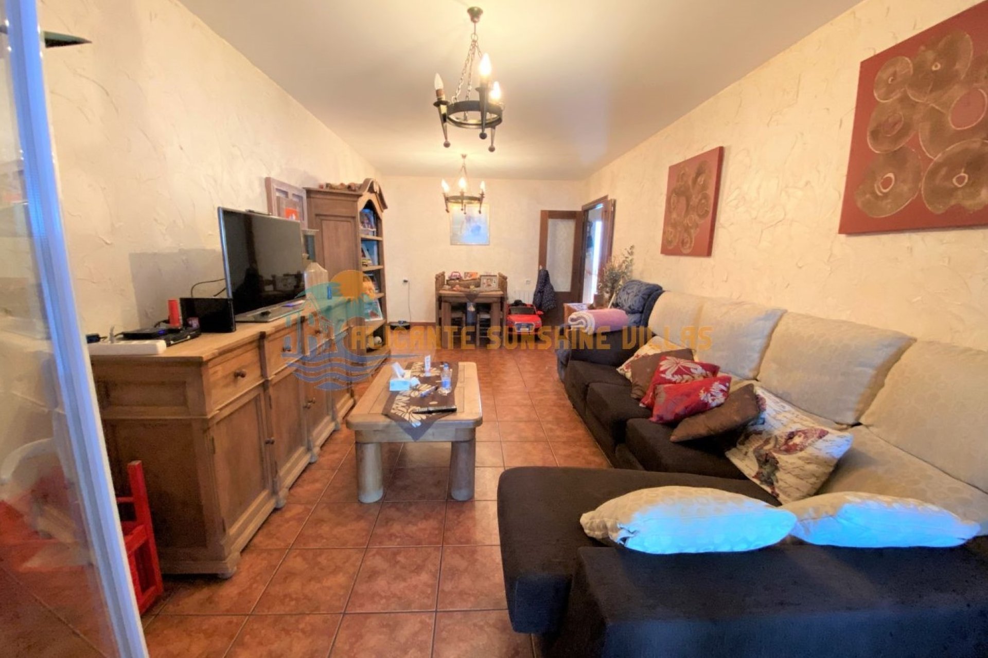 Resale - Townhouse / Duplex / Corner - Salinas