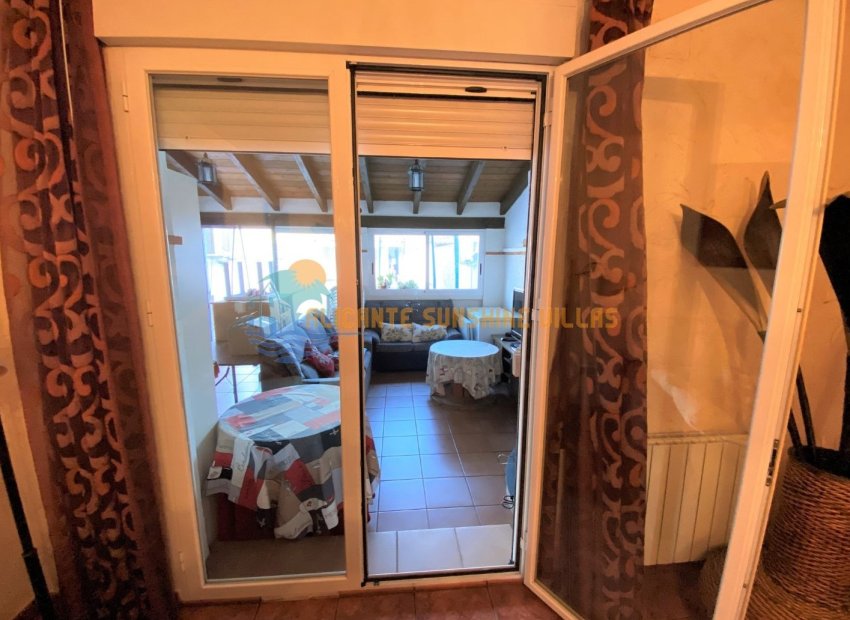 Resale - Townhouse / Duplex / Corner - Salinas