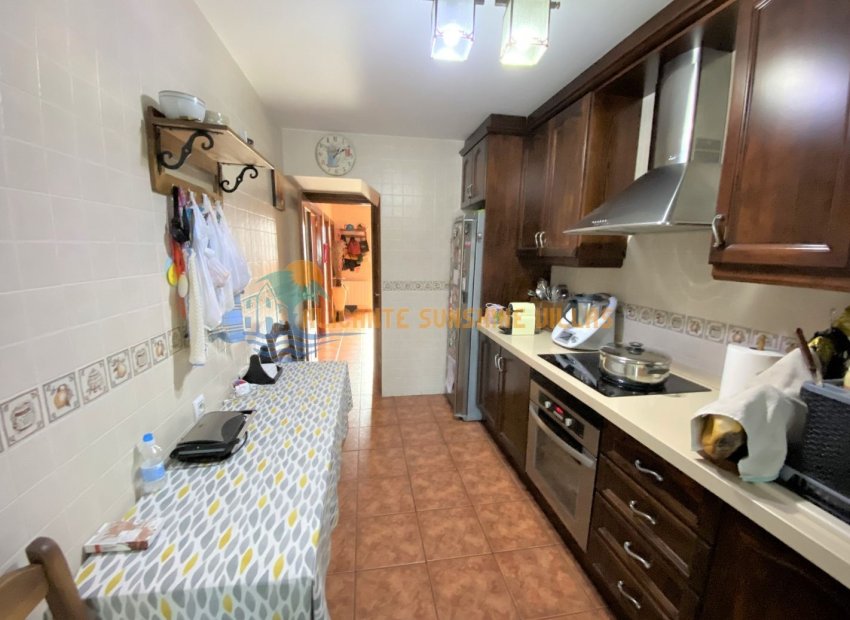 Resale - Townhouse / Duplex / Corner - Salinas