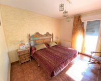 Resale - Townhouse / Duplex / Corner - Salinas