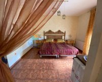 Resale - Townhouse / Duplex / Corner - Salinas