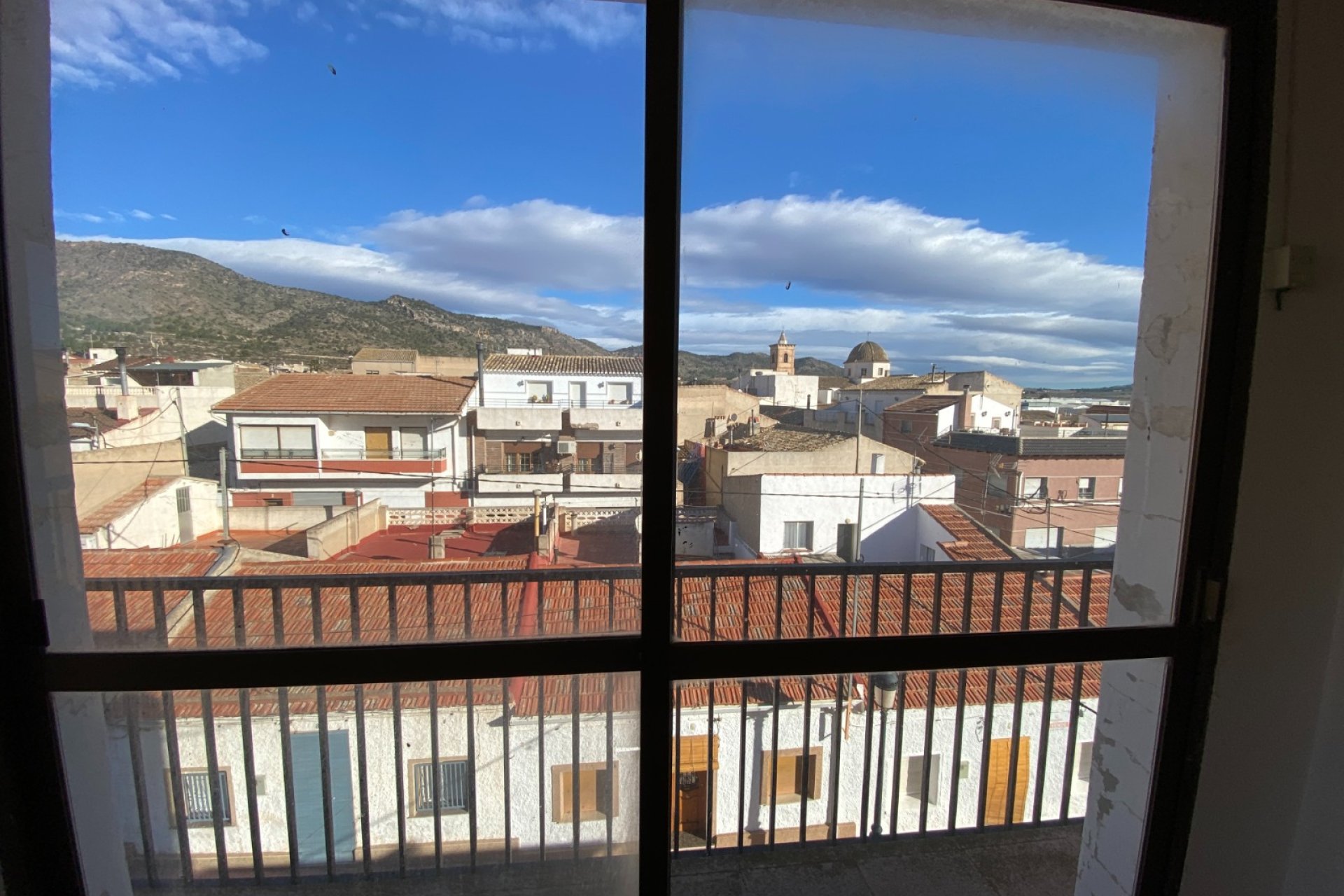 Resale - Townhouse / Duplex / Corner - Salinas