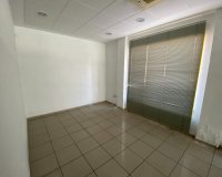 Resale - Townhouse / Duplex / Corner - Salinas