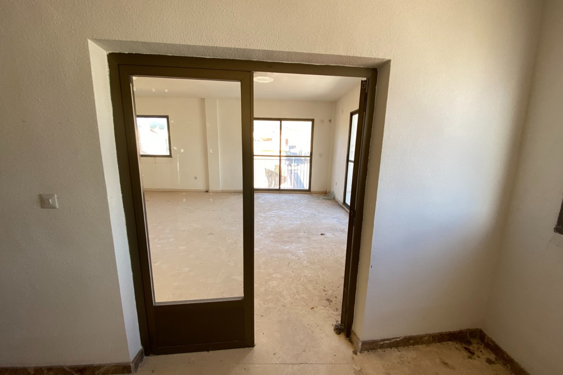 Resale - Townhouse / Duplex / Corner - Salinas