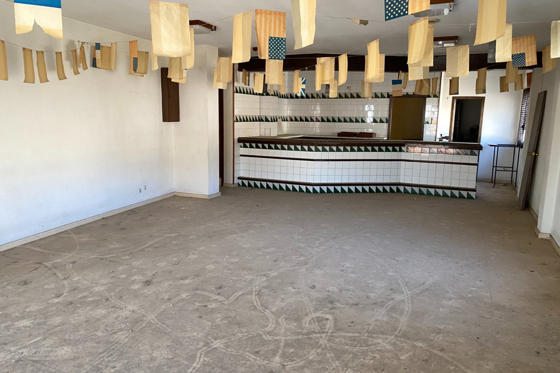 Resale - Townhouse / Duplex / Corner - Salinas