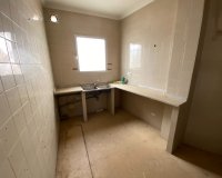 Resale - Townhouse / Duplex / Corner - Salinas