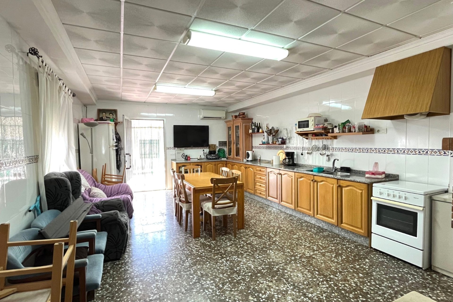 Resale - Townhouse / Duplex / Corner - Salinas