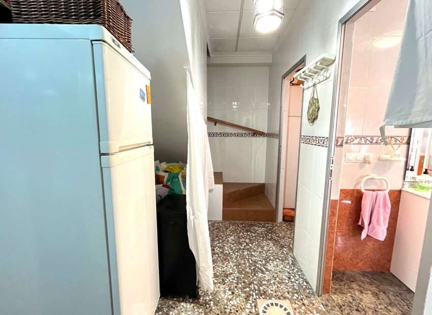 Resale - Townhouse / Duplex / Corner - Salinas