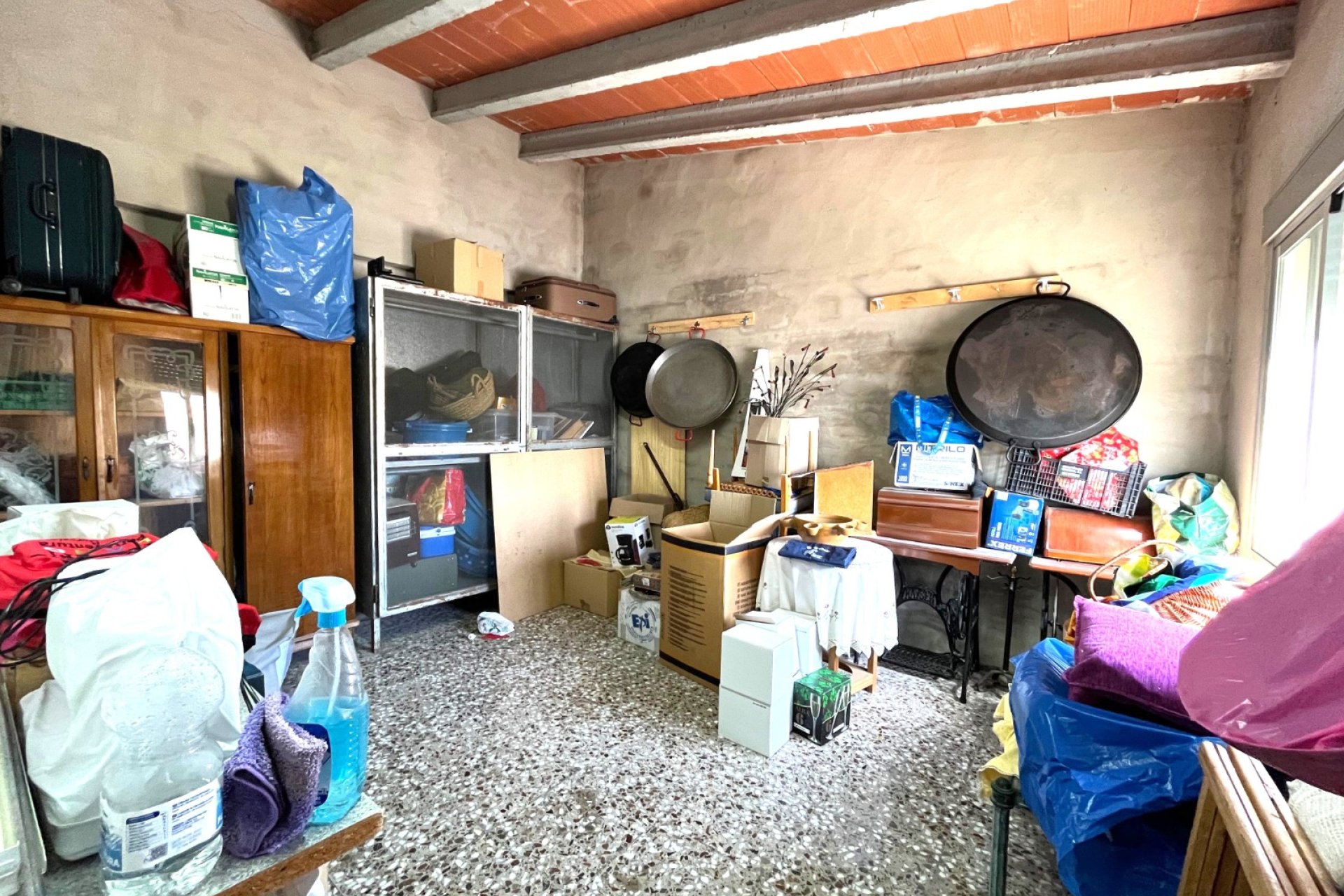 Resale - Townhouse / Duplex / Corner - Salinas