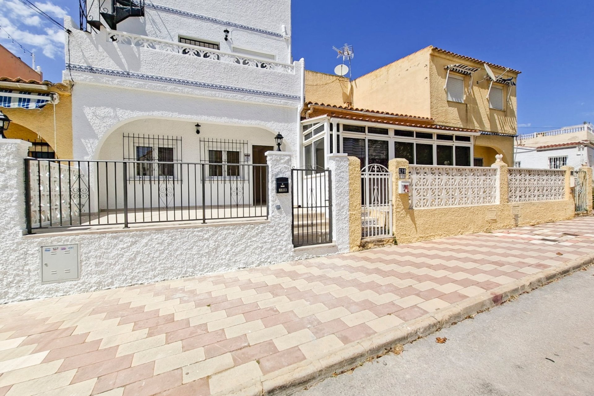 Resale - Townhouse / Duplex / Corner - San Fulgencio - La Marina