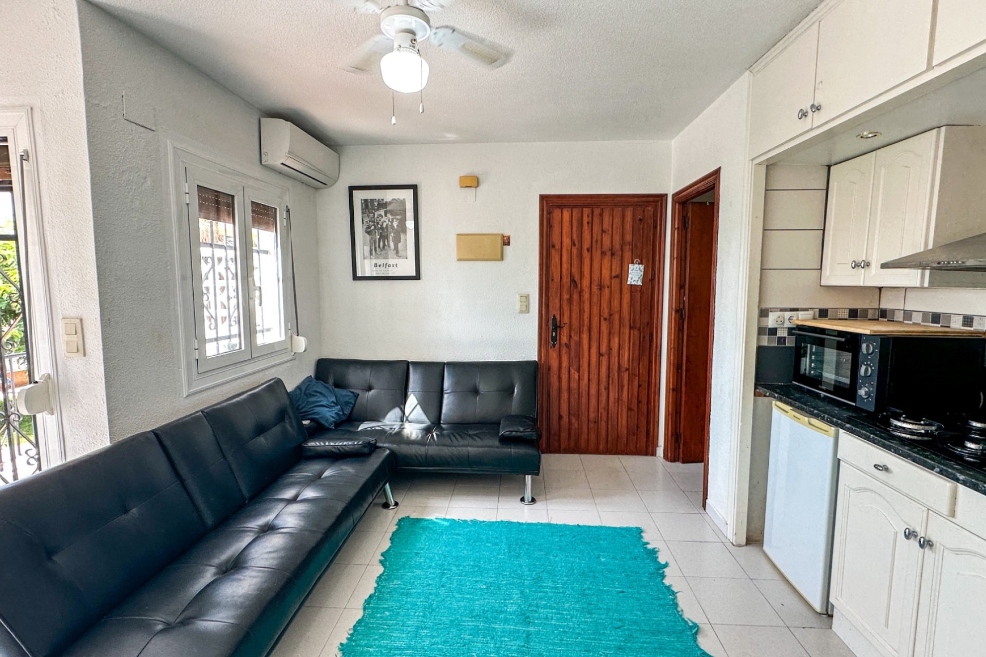 Resale - Townhouse / Duplex / Corner - San Miguel de Salinas - Bellavista