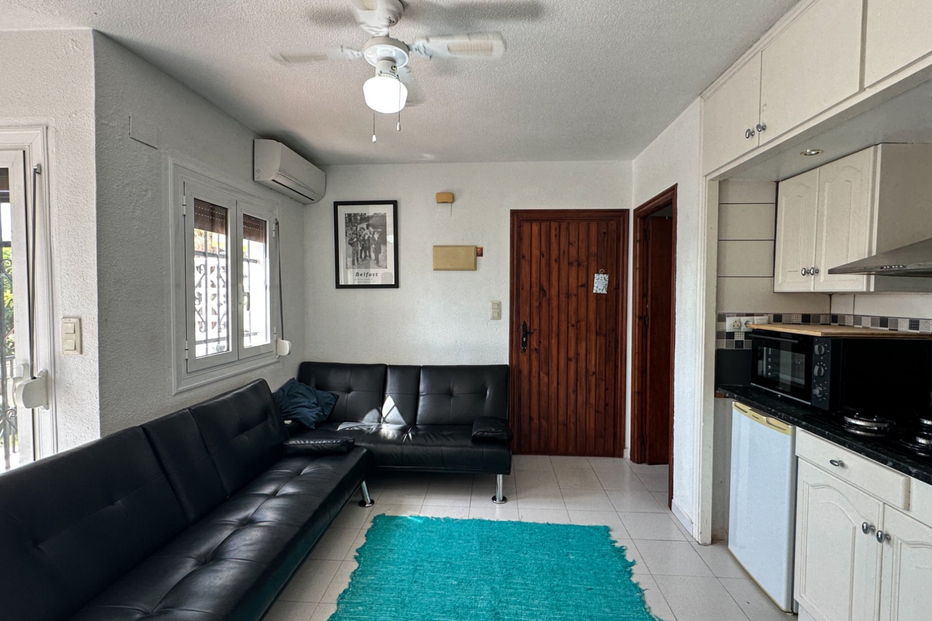 Resale - Townhouse / Duplex / Corner - San Miguel de Salinas - Bellavista