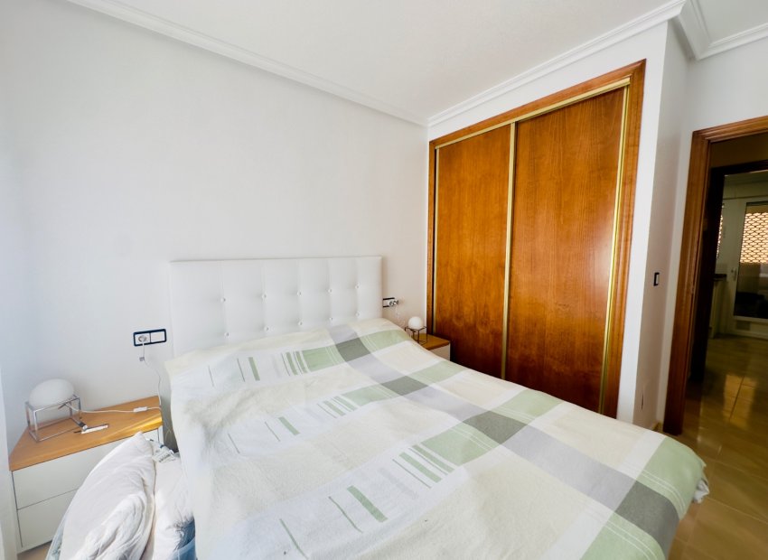 Resale - Townhouse / Duplex / Corner - San Miguel de Salinas - Ciudad de las comunicaciones