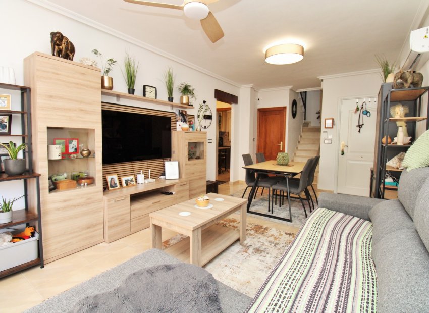 Resale - Townhouse / Duplex / Corner - San Miguel de Salinas