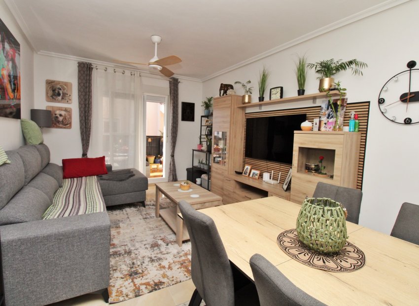 Resale - Townhouse / Duplex / Corner - San Miguel de Salinas