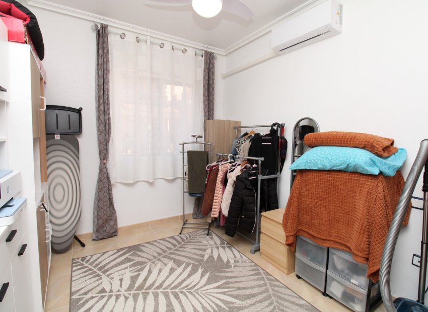 Resale - Townhouse / Duplex / Corner - San Miguel de Salinas