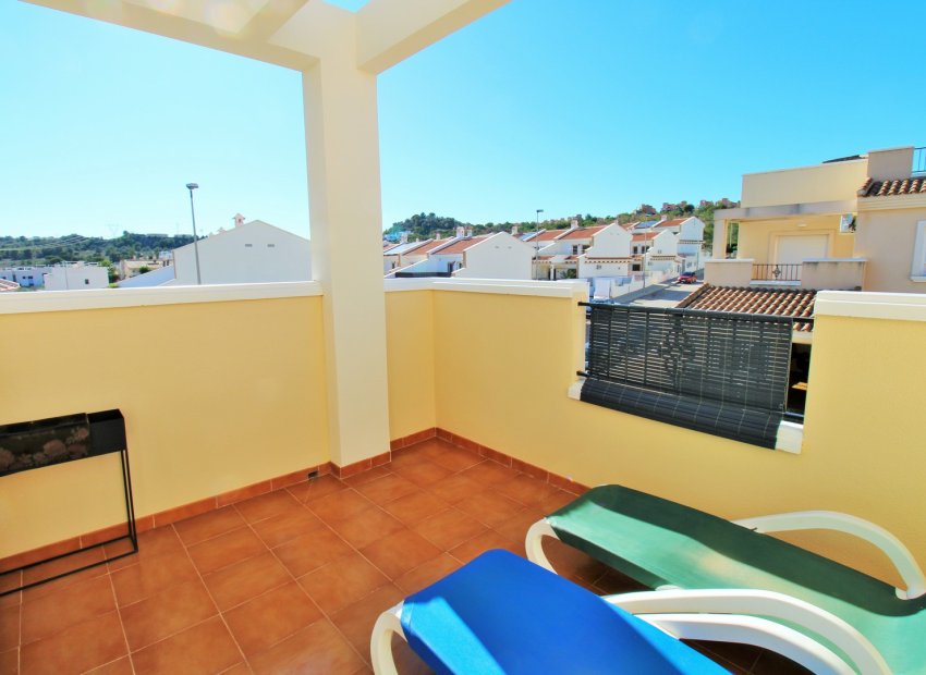 Resale - Townhouse / Duplex / Corner - San Miguel de Salinas