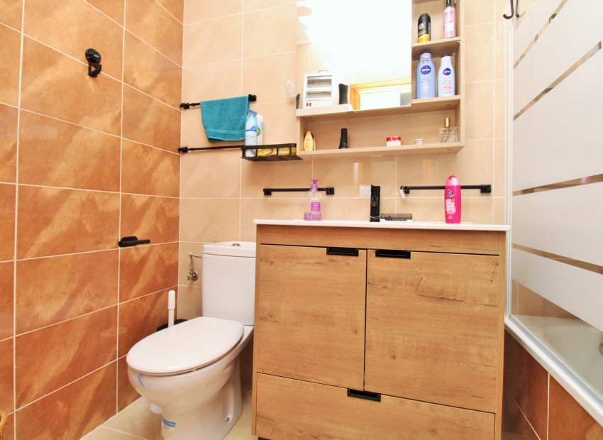 Resale - Townhouse / Duplex / Corner - San Miguel de Salinas