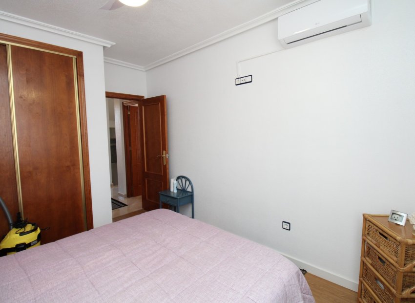 Resale - Townhouse / Duplex / Corner - San Miguel de Salinas