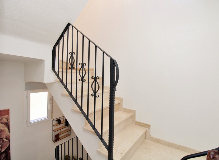 Resale - Townhouse / Duplex / Corner - San Miguel de Salinas