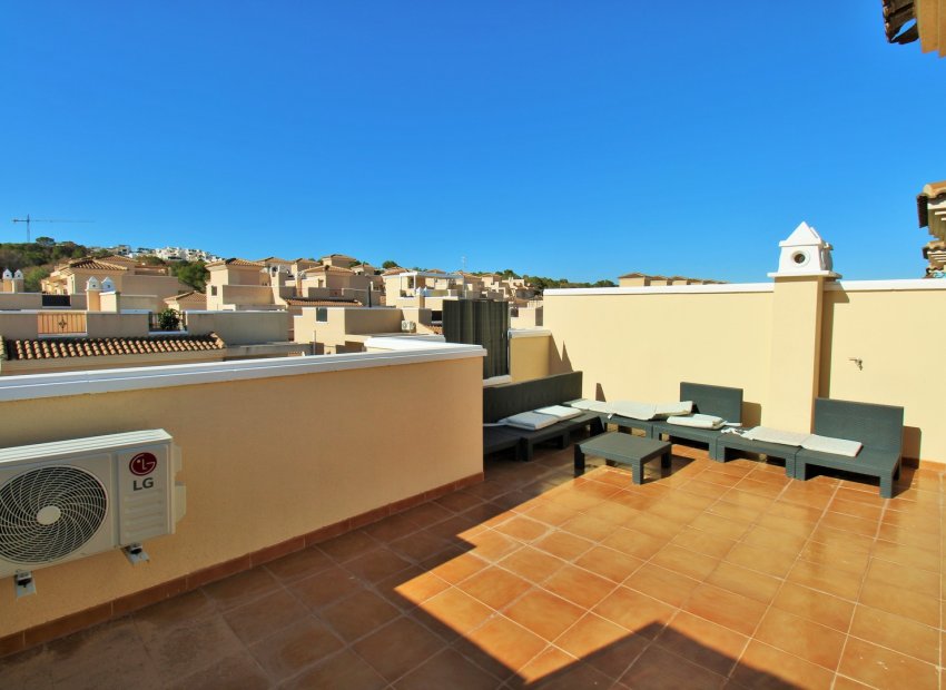 Resale - Townhouse / Duplex / Corner - San Miguel de Salinas