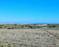 Resale - Townhouse / Duplex / Corner - San Miguel de Salinas