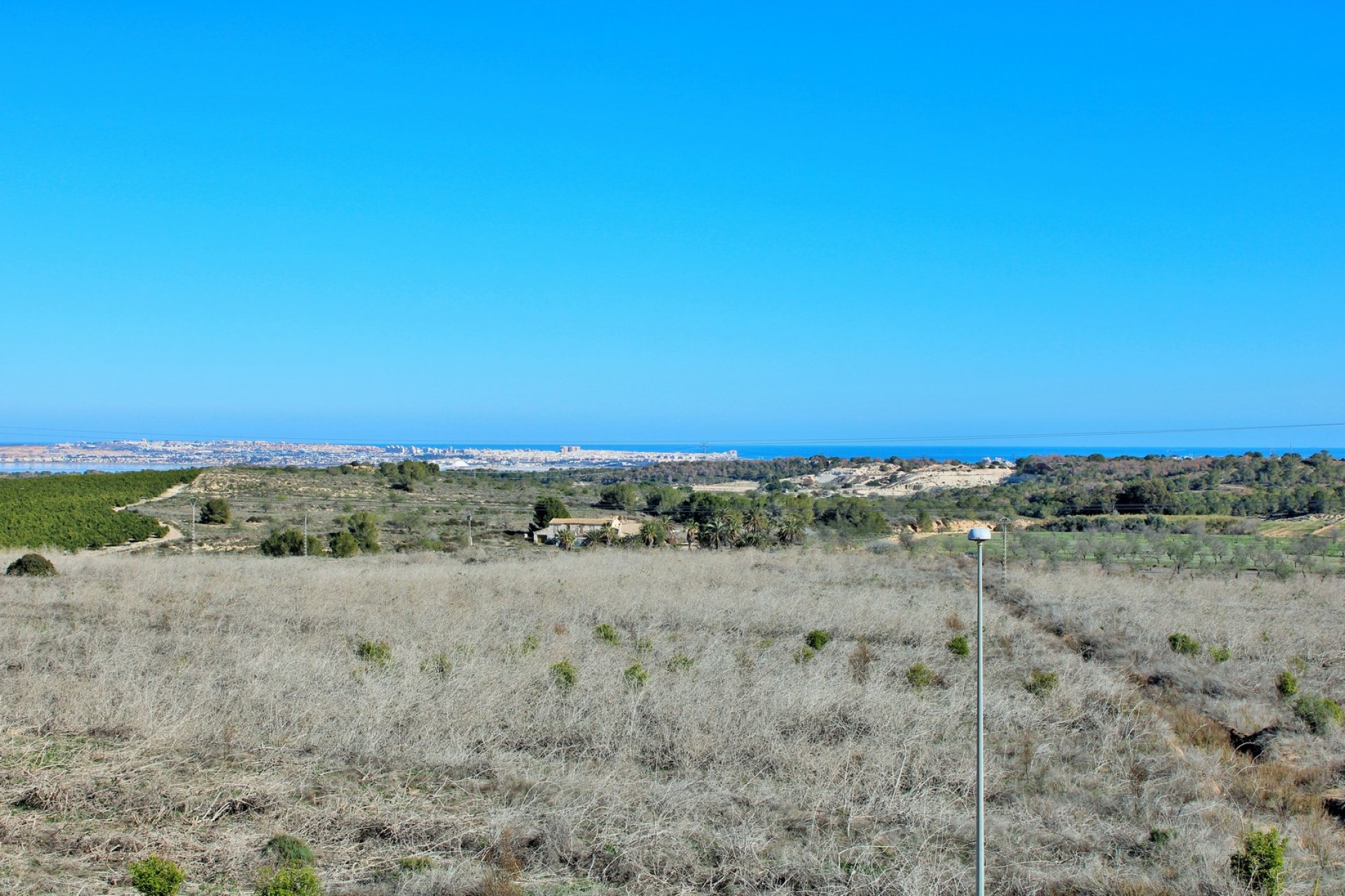 Resale - Townhouse / Duplex / Corner - San Miguel de Salinas