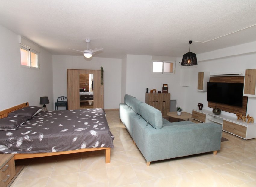 Resale - Townhouse / Duplex / Corner - San Miguel de Salinas