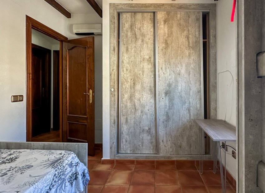 Resale - Townhouse / Duplex / Corner - San Miguel de Salinas