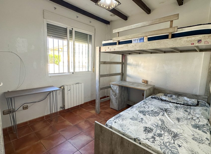 Resale - Townhouse / Duplex / Corner - San Miguel de Salinas