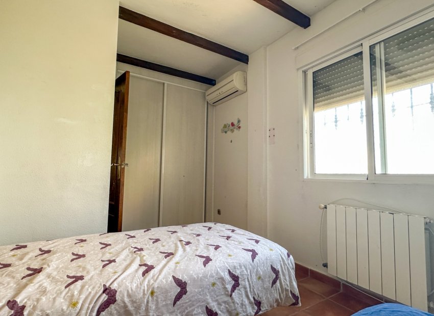 Resale - Townhouse / Duplex / Corner - San Miguel de Salinas