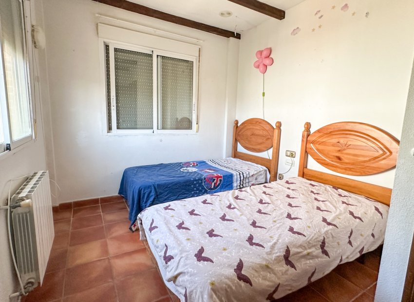 Resale - Townhouse / Duplex / Corner - San Miguel de Salinas