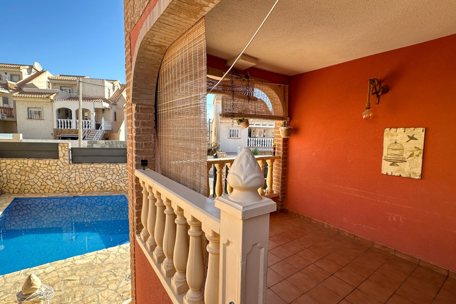 Resale - Townhouse / Duplex / Corner - San Miguel de Salinas
