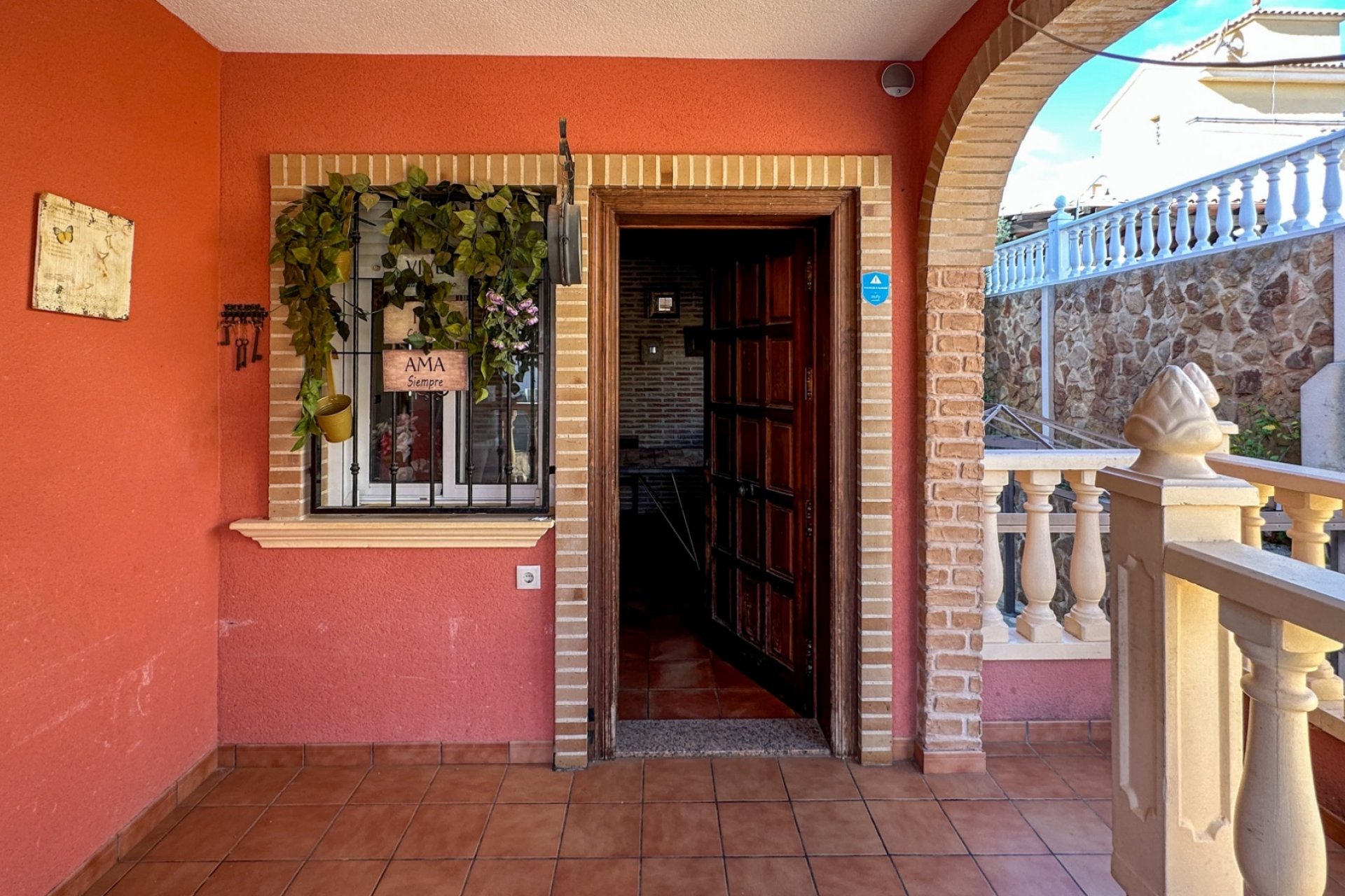 Resale - Townhouse / Duplex / Corner - San Miguel de Salinas