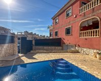 Resale - Townhouse / Duplex / Corner - San Miguel de Salinas