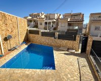 Resale - Townhouse / Duplex / Corner - San Miguel de Salinas