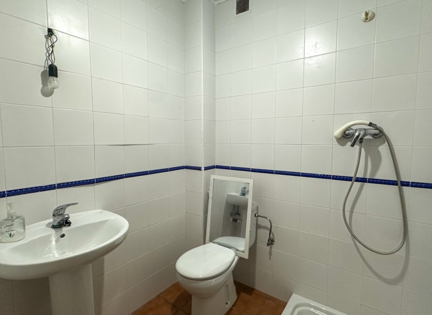 Resale - Townhouse / Duplex / Corner - San Miguel de Salinas