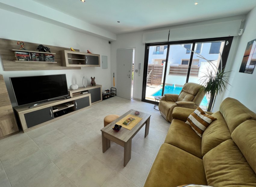 Resale - Townhouse / Duplex / Corner - San Pedro del Pinatar