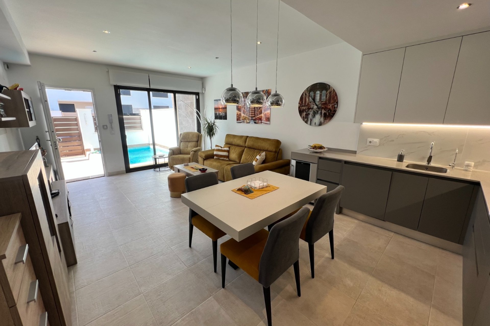 Resale - Townhouse / Duplex / Corner - San Pedro del Pinatar