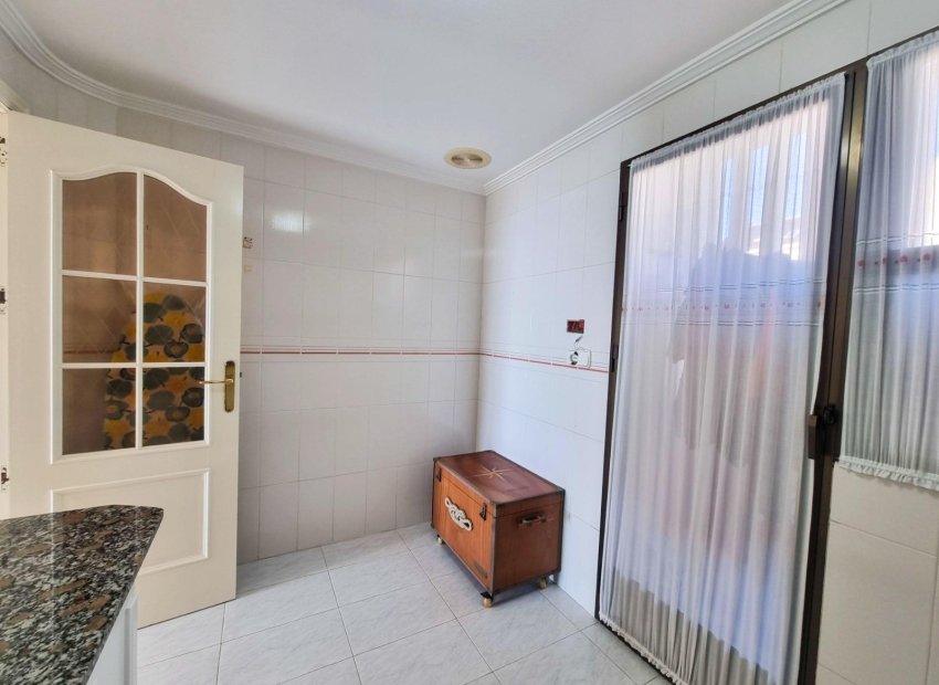 Resale - Townhouse / Duplex / Corner - Santa Pola - Playa del Este