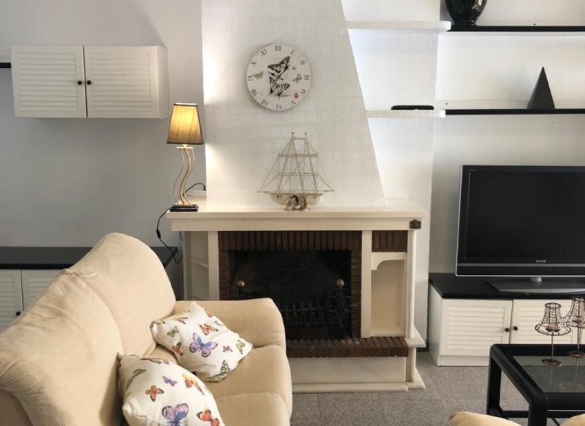 Resale - Townhouse / Duplex / Corner - Santa Pola - Santiago Bernabeu