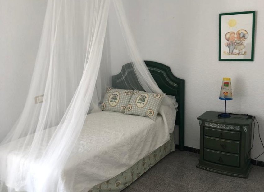 Resale - Townhouse / Duplex / Corner - Santa Pola - Santiago Bernabeu