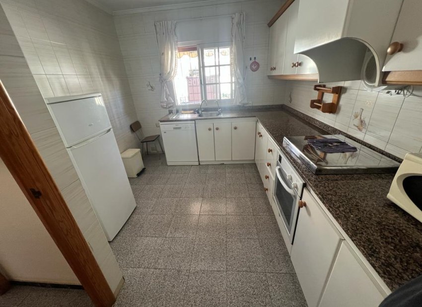 Resale - Townhouse / Duplex / Corner - Santa Pola - Santiago Bernabeu