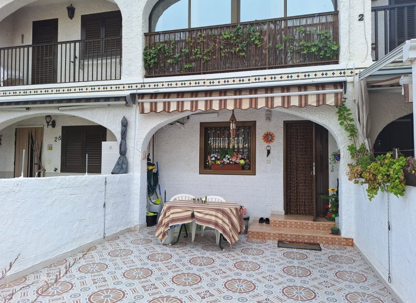 Resale - Townhouse / Duplex / Corner - Santa Pola