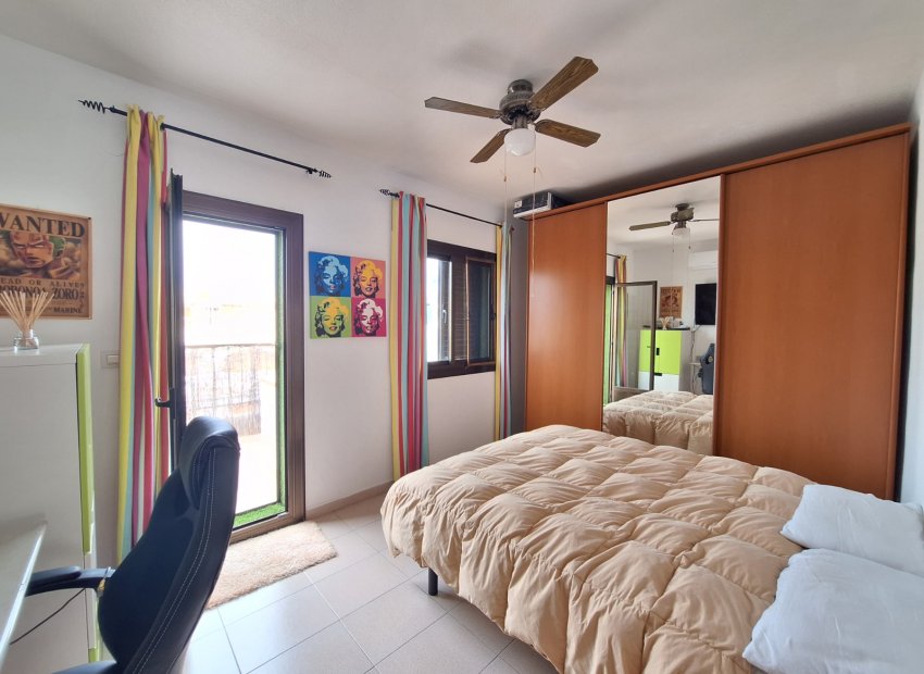 Resale - Townhouse / Duplex / Corner - Santa Pola