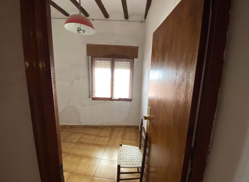 Resale - Townhouse / Duplex / Corner - Sax