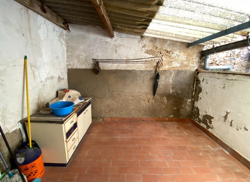 Resale - Townhouse / Duplex / Corner - Sax